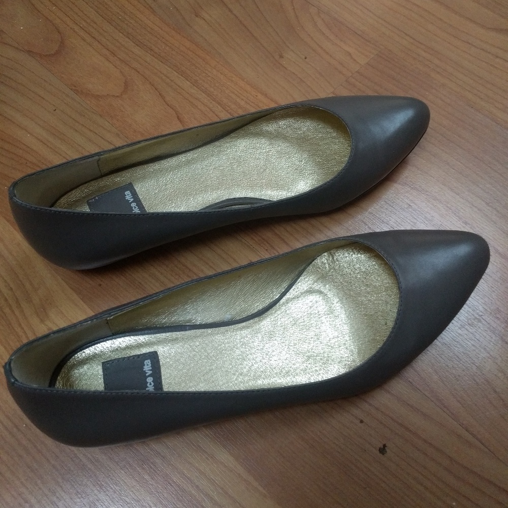 Medium Gray Dolce Vita Size 8 flats